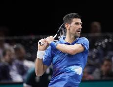 包含布伦森状态火爆，年终总决赛次回合对阵北京首钢，罗马力争连胜的词条